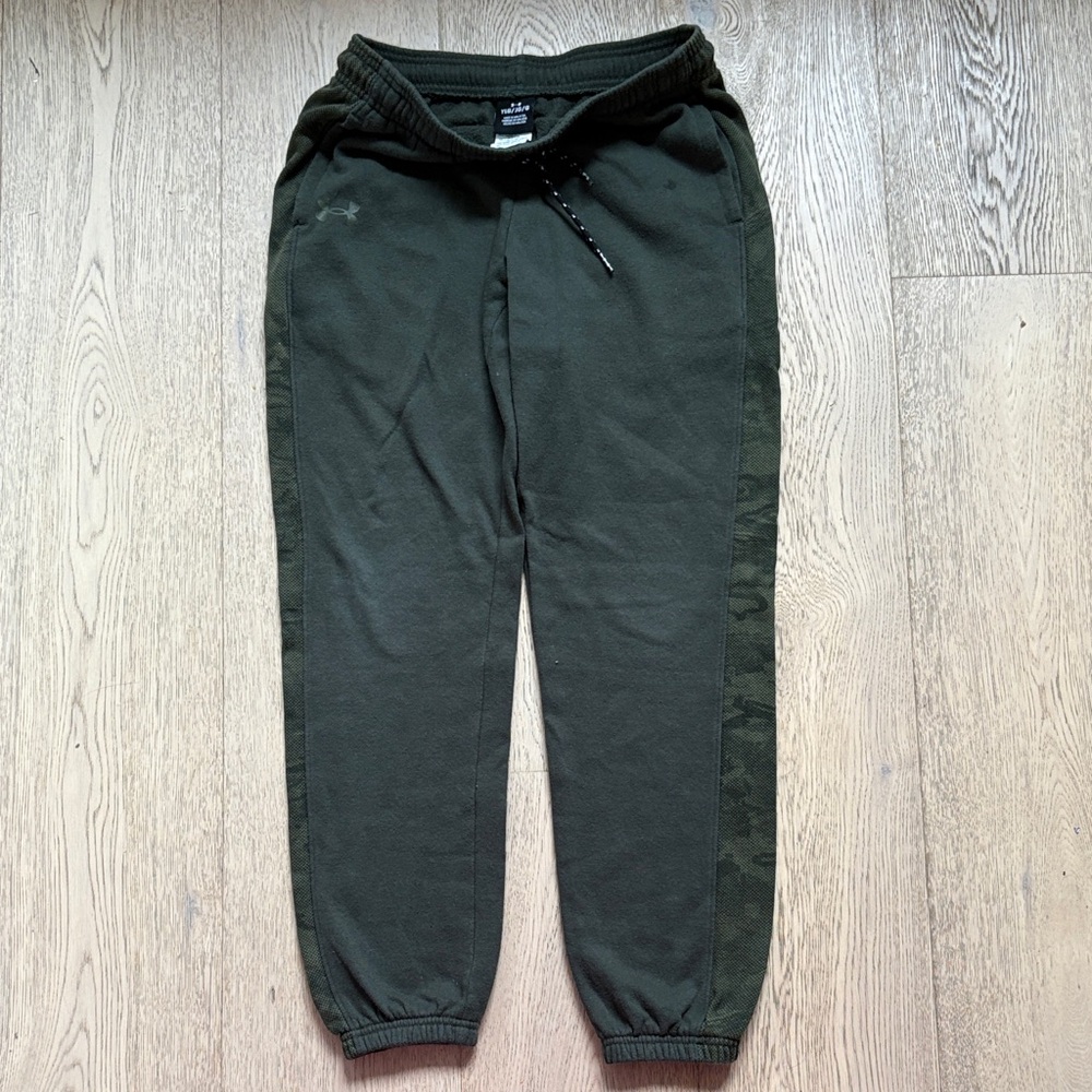 7 pairs boys sweat pants all like new